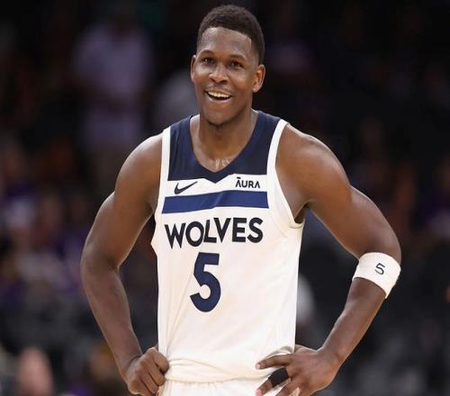 杜兰特冠军含金量不足？那库里的呢？杜兰特在火箭能否夺冠？（杜兰特冠军成色被质疑，库里又如何？若在火箭，KD能否夺冠？）