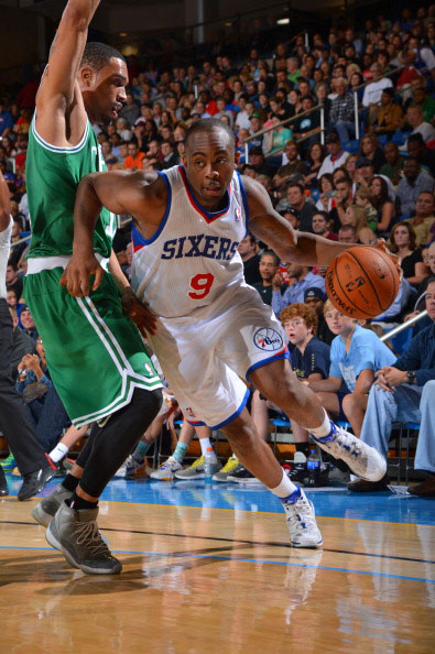 邮报：穆帅在土耳其住的酒店为奥斯曼宫殿改建，他钟爱室内泳池（邮报：穆帅下榻土耳其由奥斯曼宫殿改建的酒店，偏爱室内泳池）