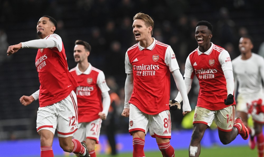 篮网战术调整奏效，多点开花（篮网变阵见成效，全队齐开火）