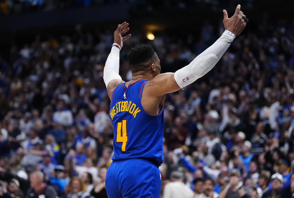 电讯报：如果萨拉赫愿意离开利物浦，沙特球队仍希望接手（电讯报：萨拉赫若同意离开利物浦，沙特球队依然有意引进）