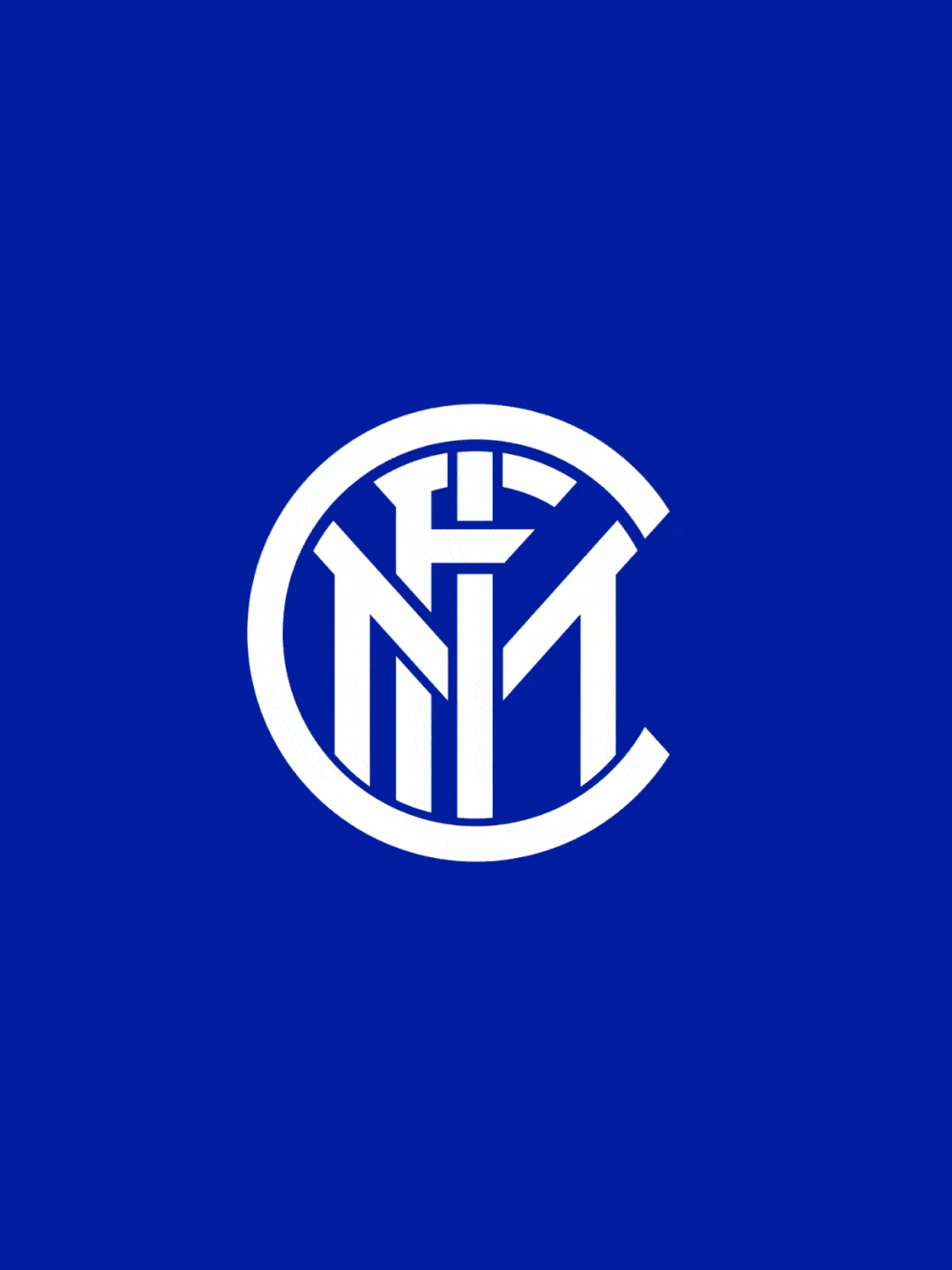 尼斯vs罗马欧联比赛期间法国警方拘捕102名球迷，并缴获很多武器（法国警方在欧联尼斯对罗马比赛期间拘捕102名球迷并缴获大量武器）