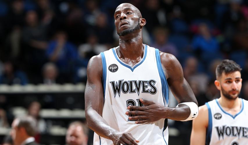 中国足坛2025赛季大结局：海港中超夺冠，国安收获足协杯（2025中国足坛收官：上海海港问鼎中超，北京国安捧得足协杯）