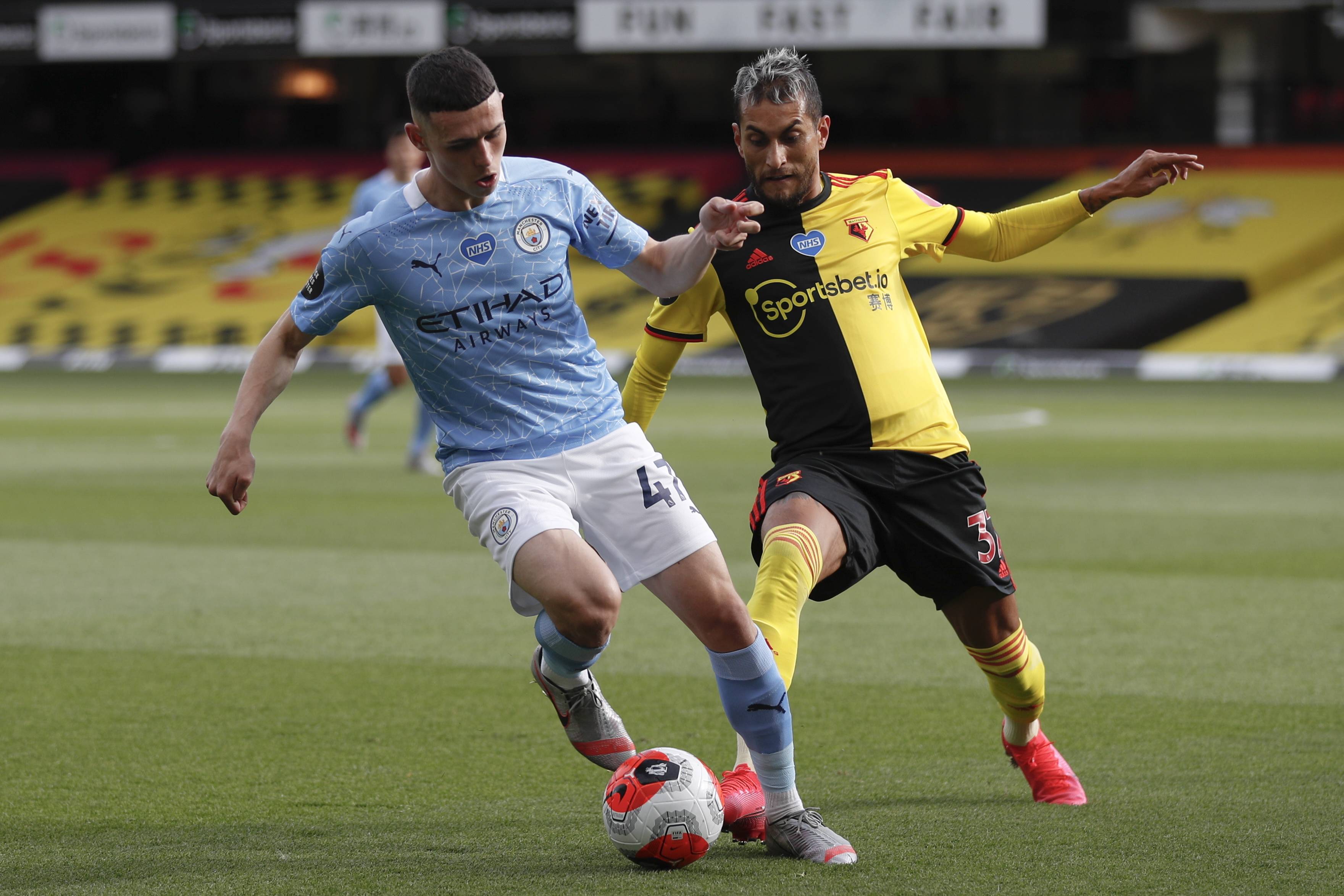 U17国少vs东帝汶U17：万项、帅惟浩首发，邝兆镭替补（U17国少迎战东帝汶U17：万项、帅惟浩进入首发，邝兆镭列替补）