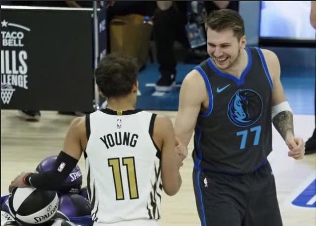 弗兰克：中国非常自由和安全，商品非常便宜，菜味道出奇地好（弗兰克称中国自由安全、物价实惠，菜肴出奇美味）