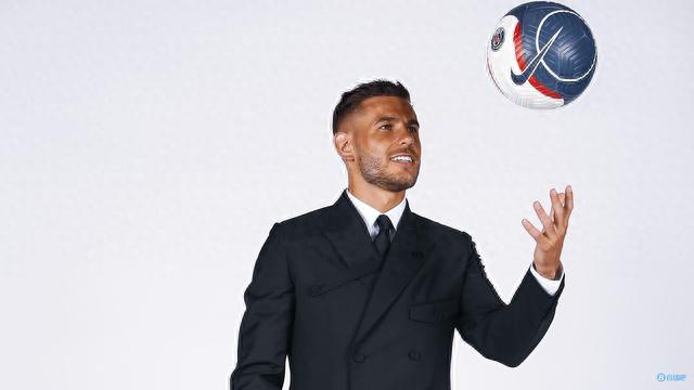 于根伟：杨梓豪的续约存在变数；目前看朴韬宇回归可能性不大（于根伟：杨梓豪续约尚存不确定性，朴韬宇回归几率不高）