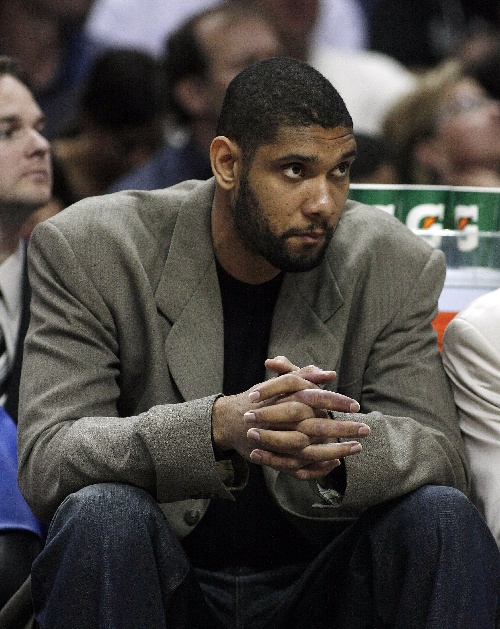 尤文发售圣诞节相关产品，毛衣售价39.9欧元，帽子16.9欧（尤文上新圣诞系列周边：毛衣39.9欧、帽子16.9欧）