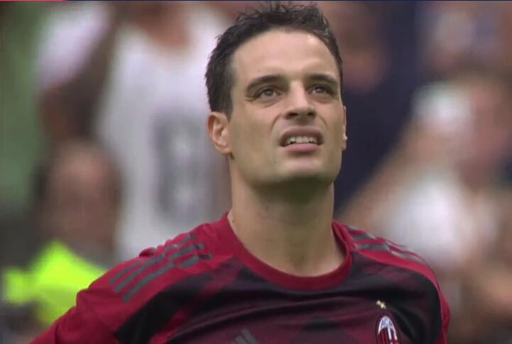 西裁委会主席：对金特罗的吹罚很满意，他能再执法皇马的比赛（西班牙裁判委主席称对金特罗判罚满意，将允许其再次执法皇马比赛）