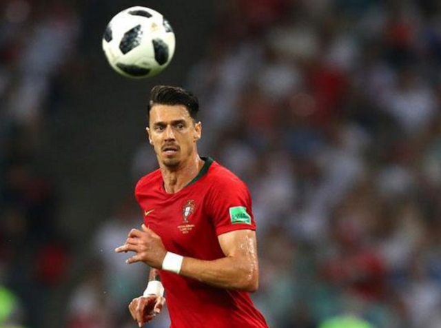 马卡：霍安和拉菲尼亚可能战毕包时回归，巴萨还可能回诺坎普（马卡报：霍安与拉菲尼亚有望战毕包时复出，巴萨或重返诺坎普）