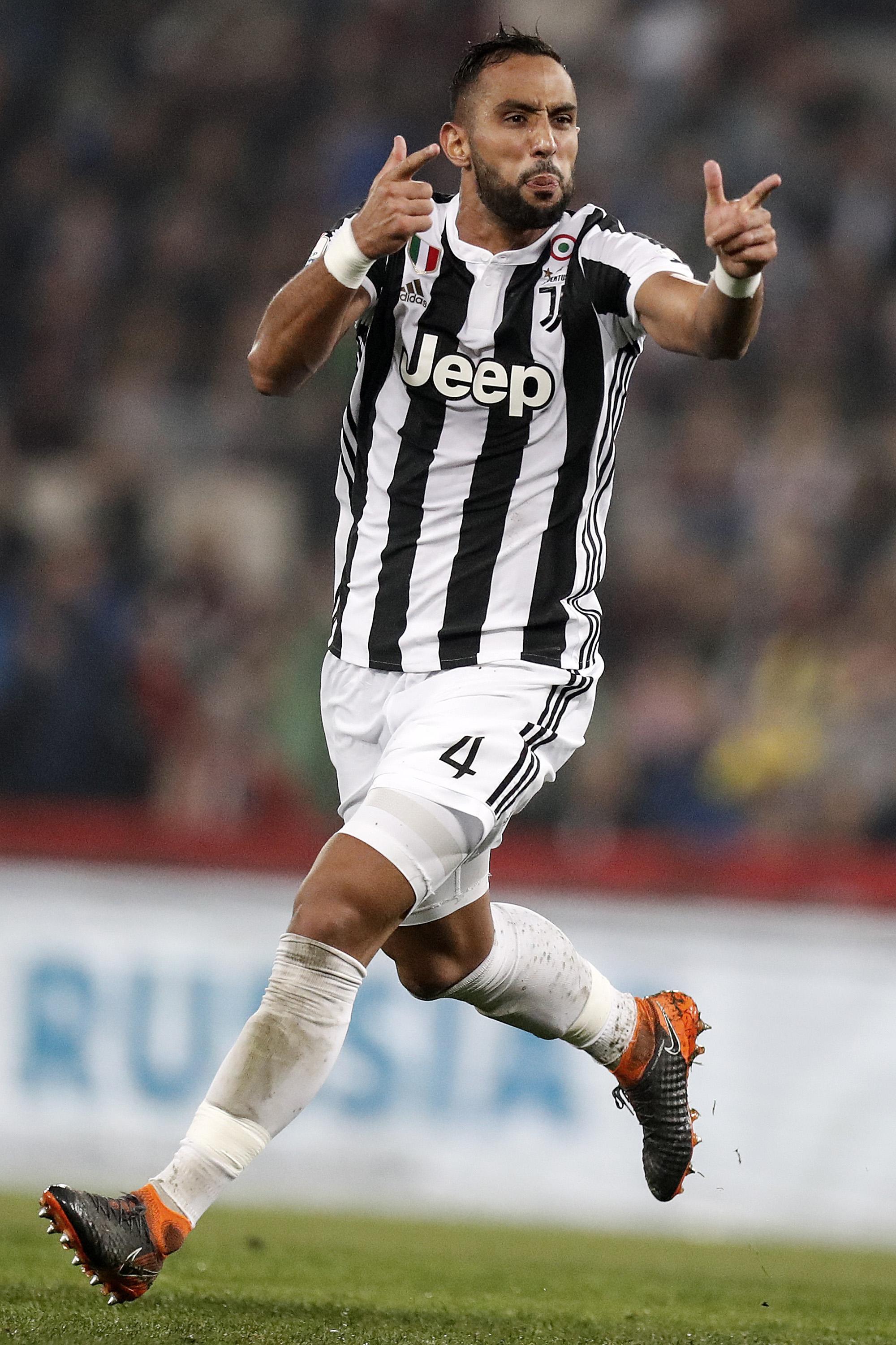 3场3球，成都B队艾孜买提当选中乙10月最佳球员／最佳青年球员（3战3球！成都B队艾孜买提荣膺中乙10月最佳球员与最佳青年球员）