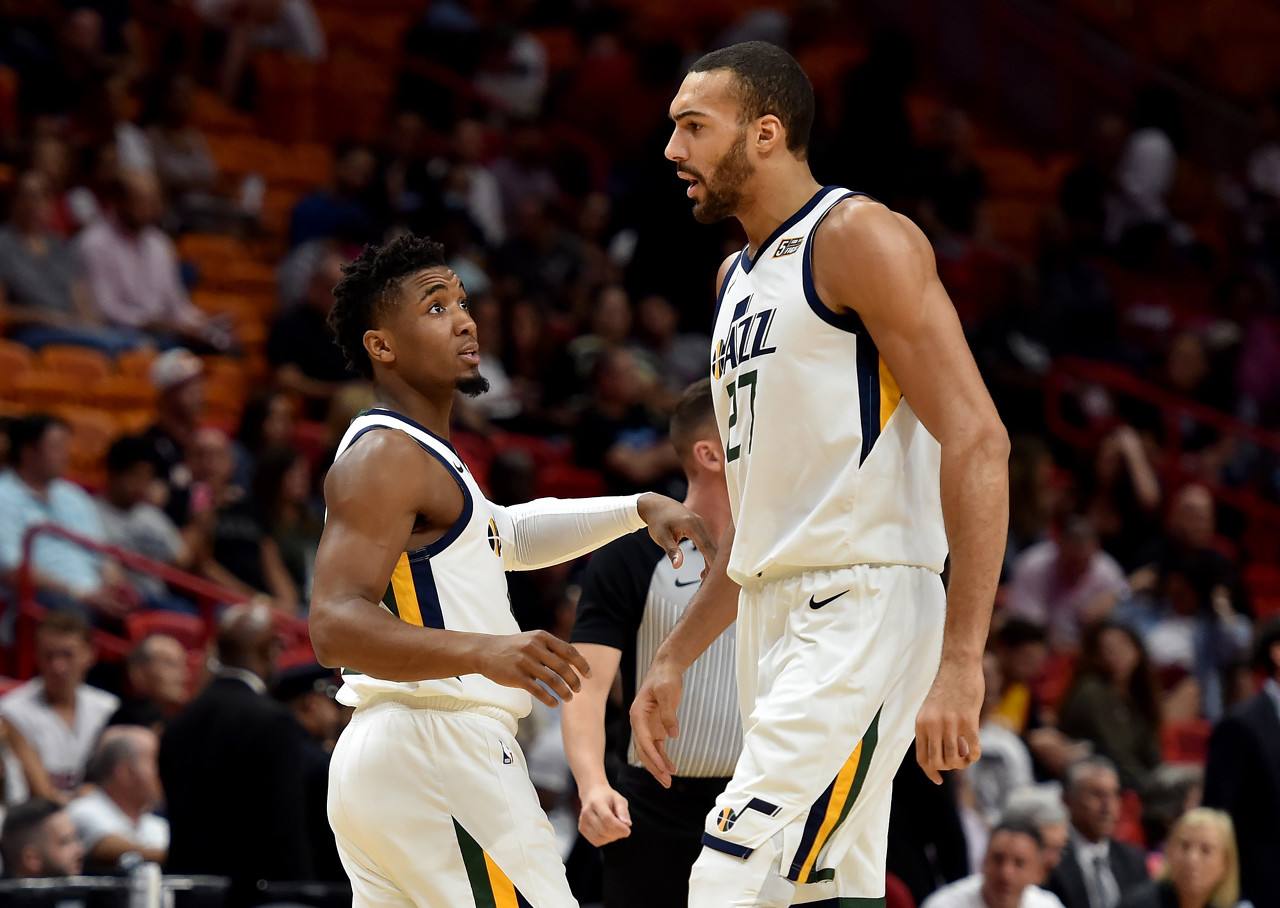 从替补到主力，他用表现说话（替补逆袭成主力，他以实力发声）